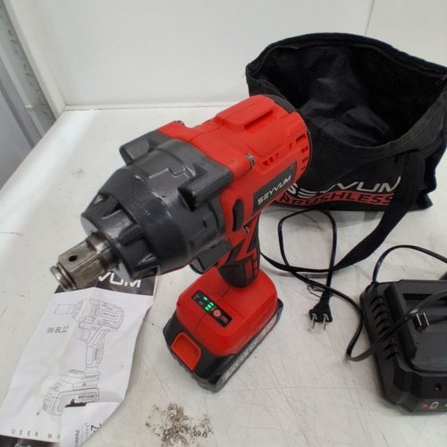 SEYVUM CORDLESS BRUSHLESS IMPACT WRENCH WITH BATTERY - 21V - RED/BLACK (MODEL: IW-BL12) image 5