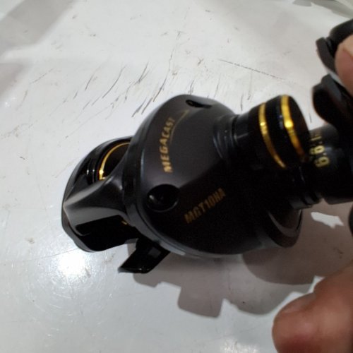 BPS MEGACAST BAIT CASTER REEL - 6:6:1 RATIO RIGHT HANDLED - BLACK (MODEL: MGT10HA) image 4