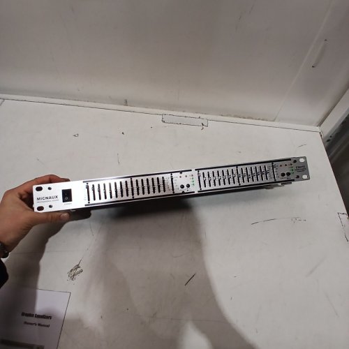 MICNAUX STEREO GRAPHIC EQUALIZER - SILVER AND BLACK (MODEL: EQ215) image 4