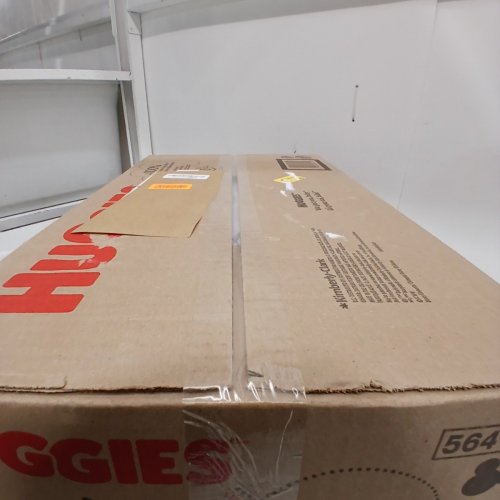 210 HUGGIES SNUG AND DRY - SIZE 3 image 3