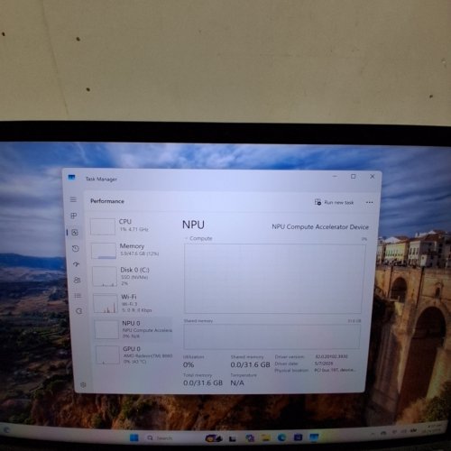 ASUS ROG FLOW Z13 GAMING LAPTOP - 13.4" | TOUCHSCREEN | AMD RYZEN AI MAX+ 395 | RADEON 8060S GRAPHICS | 64G RAM | 1TB SSD - BLACK - (MODEL: GZ302EA-XS98) image 10