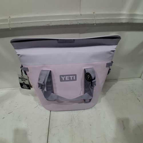 YETI HOPPER M30 SERIES SOFT BAG 26 CAN COOLER WITH MAGSAFE OPENING - PINK image 2