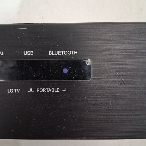 LG WIRELESS 2.1CH SOUNDBAR SPEAKER ONLY - BLACK (MODEL: SQC2) image 3
