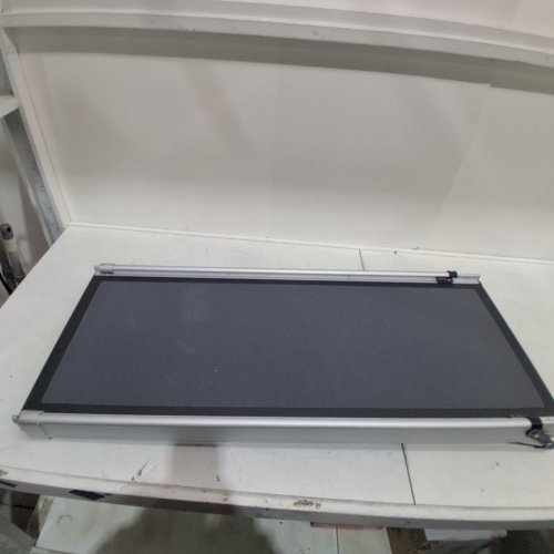 PETSAFE HAPPY RIDE COMPACT TELESCOPING EXPANDABLE DOG RAMP (MODEL: 62461) image 2