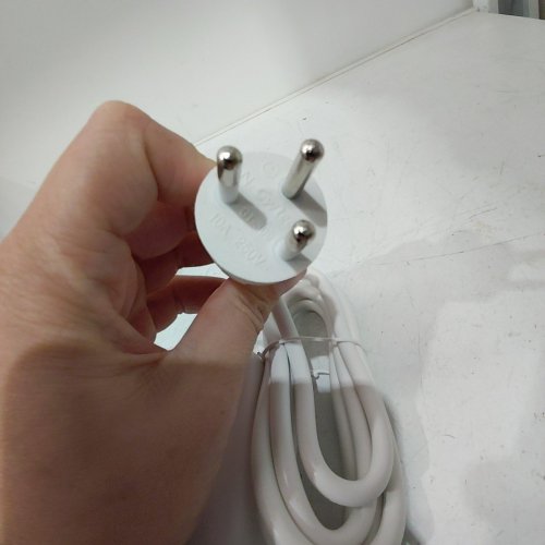 META-ANT THAILAND POWER ADAPTER WITH 3 AMERICAN OUTLETS 4 USB PORTS(2 USB-C - 3FT - WHITE (763S-C) image 4