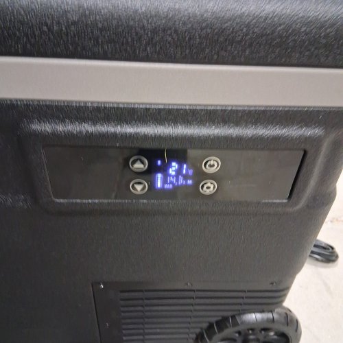 EUHOMY PORTABLE APP CONTROL DUAL-ZONE ADJUSTABLE COOLING REFRIGERATOR FREEZER / COOLER WITH HIGH-EFFICIENCY FROST-FREE COMPRESSOR / LCD DIGITAL CONTROL / HANDLE & WHEELS - 75QT - BLACK / GREY (MODEL: U75 / CF011-75BL-CAEH) image 2