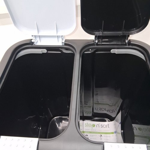 STEP N' SORT DUAL TRASH AND RECYCLING BIN WITH HANDS FREE STEP PEDAL AND SOFT CLOSE LID - 40L - BLACK (MODEL:SNS402B) image 4