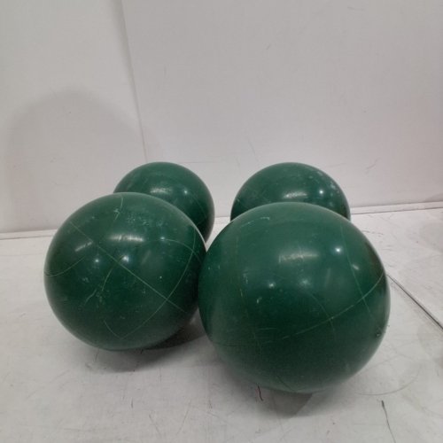10PC AMAZON BASICS BOCCE BALL SET WITH SOFT CARRY CASE - RED/GREEN image 5