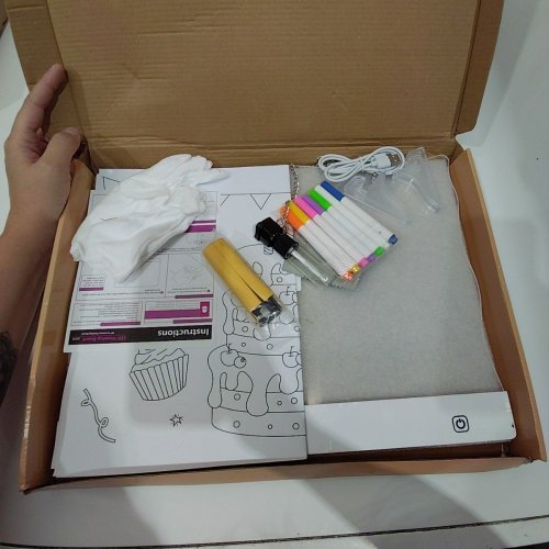 VINTS RECHARGEABLE LED DRAWING BOARD WITH 7 MARKERS - 15.75"X11.81" - WHITE image 3