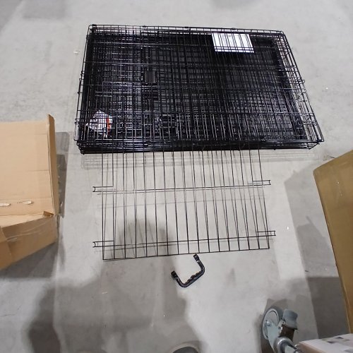 AMAZON BASICS DOUBLE-DOOR FOLDING METAL DOG CRATE CAGE WITH DIVIDER - 42" X 28" X 30" - BLACK image 5