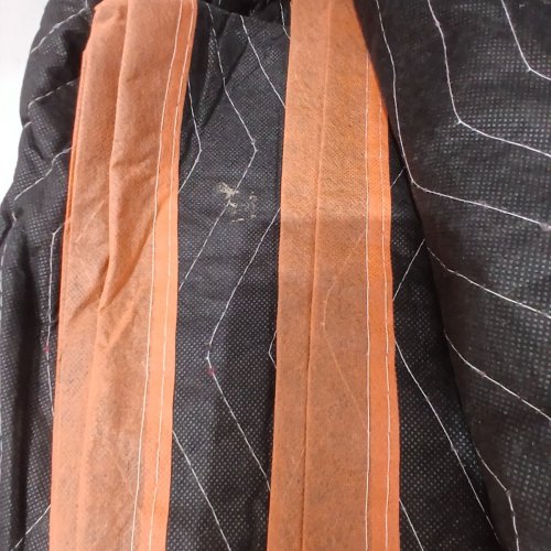 6PK VEVOR HEAVY DUTY MOVING BLANKETS - 72" X 40"- BLACK/ORANGE-(MODEL: ‎YB086-35) image 3