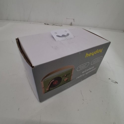 HEYDAY BLUETOOTH WIRELESS RETRO SPEAKER - USB-C RECHARGEABLE - GREEN FRUIT image 2