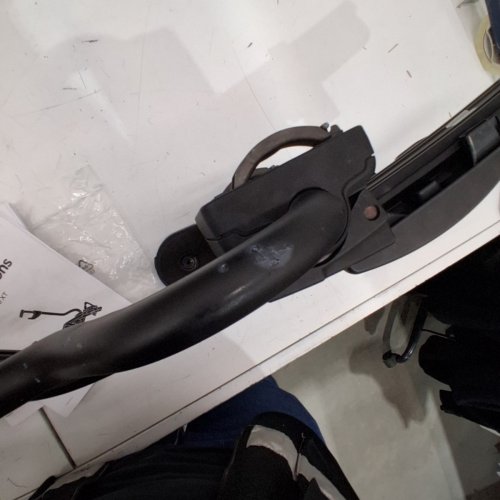 THULE PRORIDE XT UNIVERSAL ROOF BIKE RACK - BLACK - (MODEL: 598004) image 3