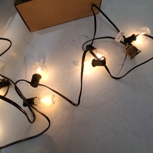 OUTDOOR STRING LIGHTS - 5FT - BLACK image 2