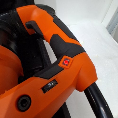 VEVOR ELECTRIC CORDED HEAVY DUTY ROTARY HAMMER DRILL - 1-9"/16" - 1600W - 3600BPM MAX -BLACK/ORANGE (MODEL: Z1C-DS-42KS) image 6