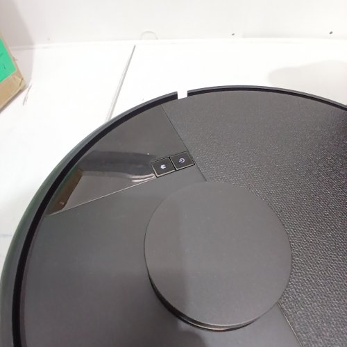 ROOMBA 105 ROBOT VACUUM WITH AUTOEMPTY DOCK - BLACK (MODEL: Q352020) image 2