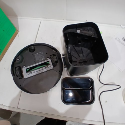 ROOMBA 105 ROBOT VACUUM WITH AUTOEMPTY DOCK - BLACK (MODEL: Q352020) image 5