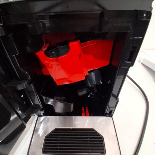 BOSCH VEROCAFE 300 SERIES FULLY AUTOMATED ESPRESSO MACHINE WITH IN CUP MILK FROTHER AND 5 MILK BASED PRESETS - GREY/BLACK (MODEL: TIU20307/1891200) image 7