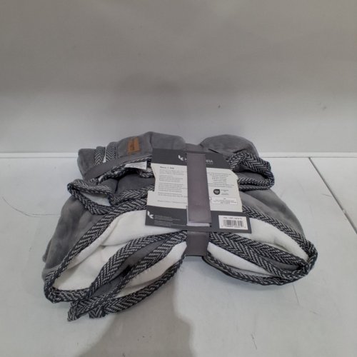 KOOLABURRA BY UGG THROW BLANKET - KING - 50" X 70" - GREY (MODEL:1972175) image 3