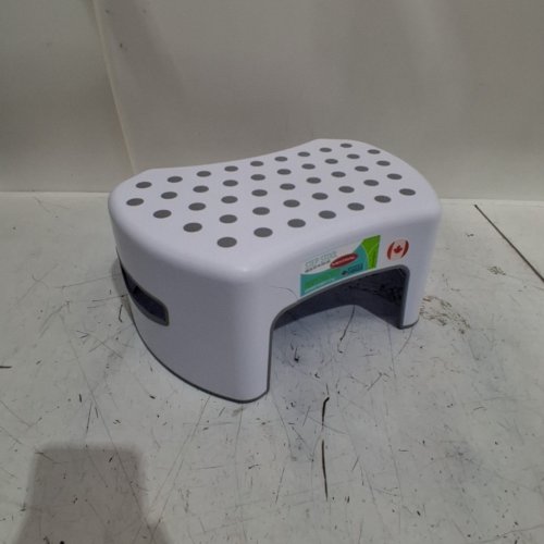 MISTRAL MINI STEP STOOL HOLDS UP TO 250LBS - 13" X 8.5" - WHITE image 2