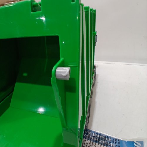 DRIVEN BY BATTAT LARGE TOY RECYCLING TRUCK FOR KIDS WITH LIGHTS AND SOUNDS - GREEN/WHITE (MODEL: WH1296C1Z) image 3