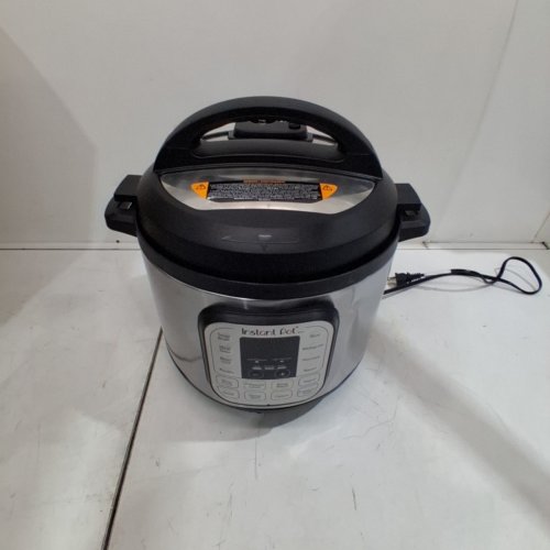 INSTANT POT DUO 7-IN-1 ELECTRIC PRESSURE MULTI-COOKER - 8QT - STAINLESS STEEL/BLACK (MODEL: DUO-80-V5) image 8