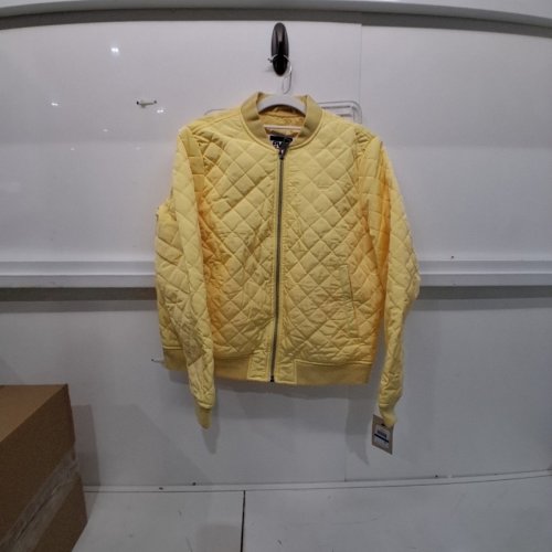 WOMEN'S LEVI'S DIAMOND QUILTED BOMBER JACKET - EXTRA LARGE - POPCORN (STYLE: LW0RP770) image 2