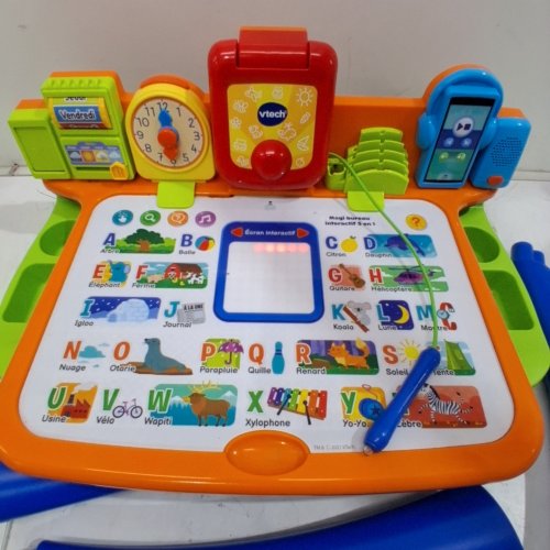 V TECH MAGI 4-IN-1 INTERACTIVE DESKTOP (FRENCH VERSION) - 2 - 5 YEARS - MUTLICOLOR (MODEL: 80195805) image 2