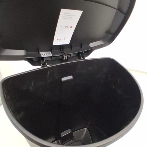 SIMPLEHUMAN PLASTIC D-SHAPED STEP GARBAGE CAN - 50L - BLACK image 3