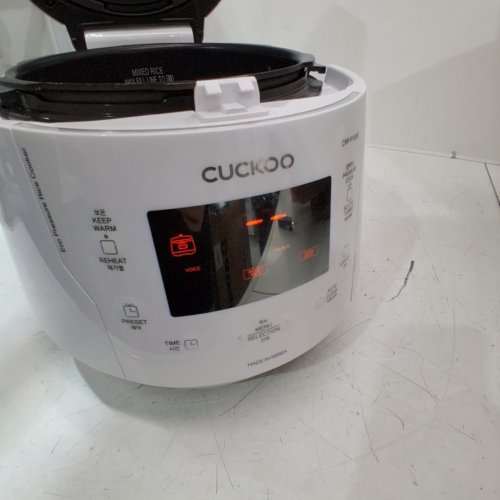 CUCKOO 10-CUP ELECTRIC HEATING PRESSURE COOKER & WARMER WITH 13 PRESET COOKING FUNCTIONS - 120V AC / 1.8L - WHITE - (MODEL: CRP-P1009S) image 2