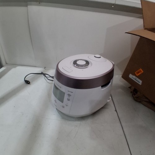 CUCKOO 10-CUP ELECTRIC HEATING PRESSURE COOKER & WARMER WITH 13 PRESET COOKING FUNCTIONS - 120V AC / 1.8L - WHITE - (MODEL: CRP-P1009S) image 5