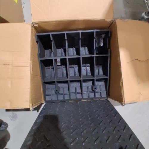 2PK WEATHERPROOF RUBBER DRIVEWAY CURB RAMP - 7000LBS MAX - 7" RISE - 19.3" X 19.3" - BLACK (MODEL: 0207V3IG) image 2