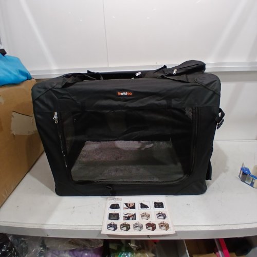 FEANDREA COLLAPSIBLE PORTABLE SOFT PET CARRIER BAG WITH STORAGE POCKETS- EXTRA LARGE/32" X 23" - BLACK (MODEL: PDC80H/UPDC80H) image 3