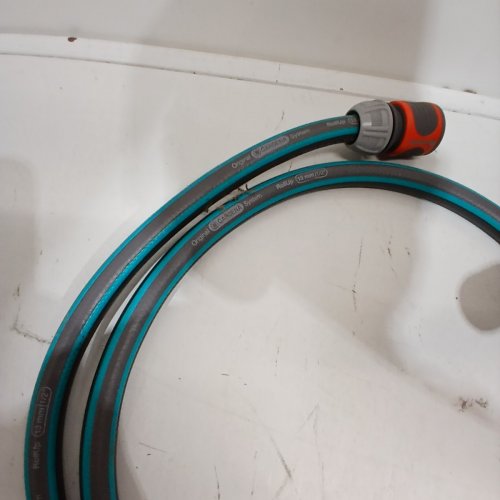 GARDENA FROST-PROOF WALL-MOUNTED AUTO-RETRACTABLE HOSE REEL - 65FT - BLACK/TURQUOISE (MODEL: 18610-80) image 3
