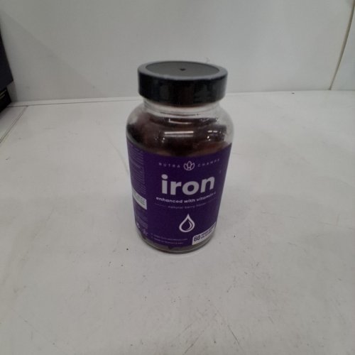 (60 GUMMIES) NUTRA CHAMPS IRON ENHANCED WITH VITAMIN C GUMMIES - NATURAL BERRY FLAVOUR image 2