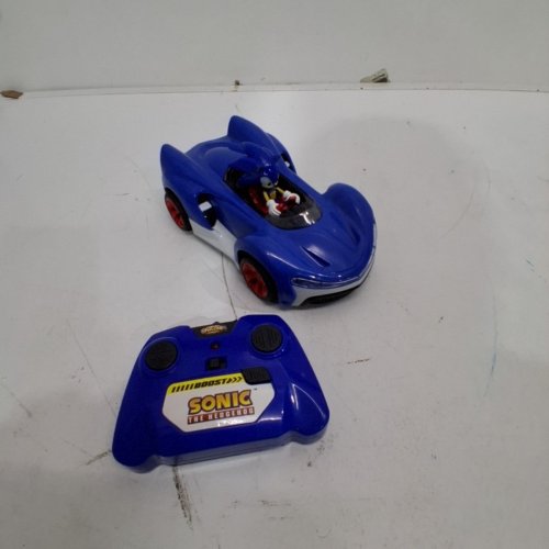 SONIC THE HEDGEHOG RC CAR WITH CONTROLLER - BLUE image 4