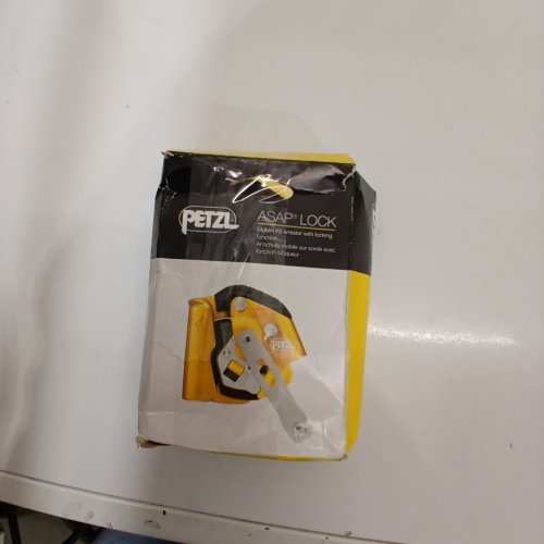PETZL FALL ARREST ASAP LOCK - GOLD - (MODEL: F-38920) image 4