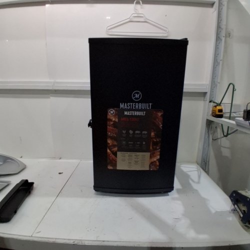 MASTERBUILT VERTICAL SIDE WOODCHIP LOADER DIGITAL ELECTRIC SMOKER - 30" - BLACK (MODEL: MES 130B) image 3