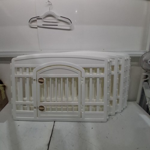 IRIS 6 PANNEL INDOOR OUTDOOR DOG PLAYPEN - 24" - WHITE (MODEL: 586685) image 2