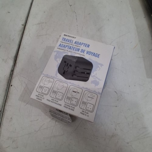 MERKURY UNIVERSAL TRAVEL ADAPTER - 100-240 V, 800W MAX 110 V, 1840W MAX 230 V - BLACK (MODEL: JY-3015) image 4