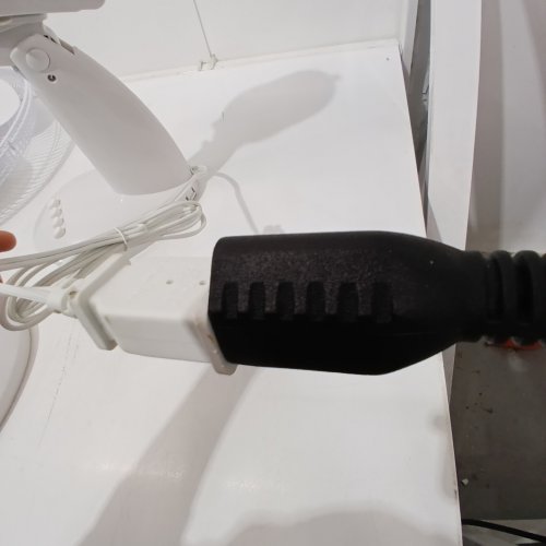 TOOLTECH 3-SPEED OSCILLATING DESK FAN - 12" - WHITE (MODEL: 100076) image 2