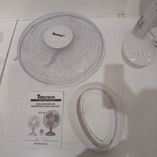 TOOLTECH 3-SPEED OSCILLATING DESK FAN - 12" - WHITE (MODEL: 100076) image 5