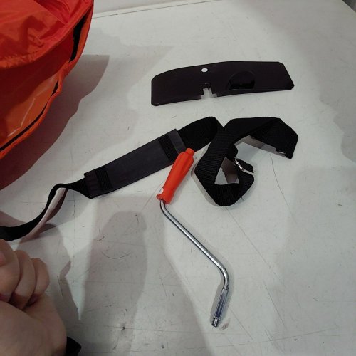 AGRI-FAB HANDHELD BAD SEED SPREADER - 25 LBS - ORANGE (MODEL: 45-0639) image 4
