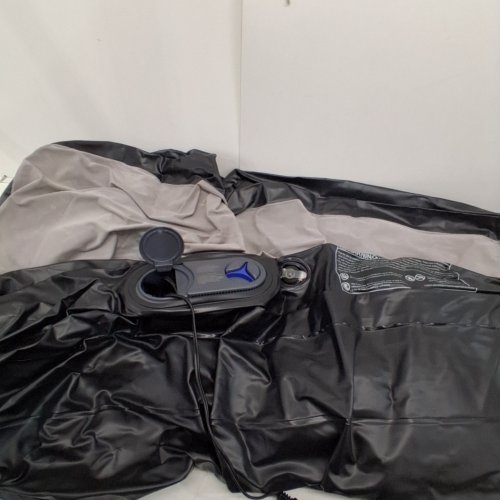 AIR MATTRESS WITH BUILT IN PUMP LEAK PROOF - TWIN - BLACK/WHITE image 2