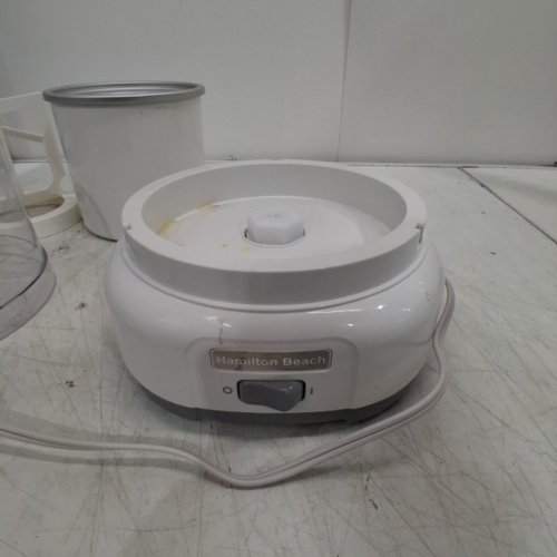 HAMILTON-BEACH ICE CREAM MAKER - 1.5QT - WHITE (MODEL: 68880) image 3