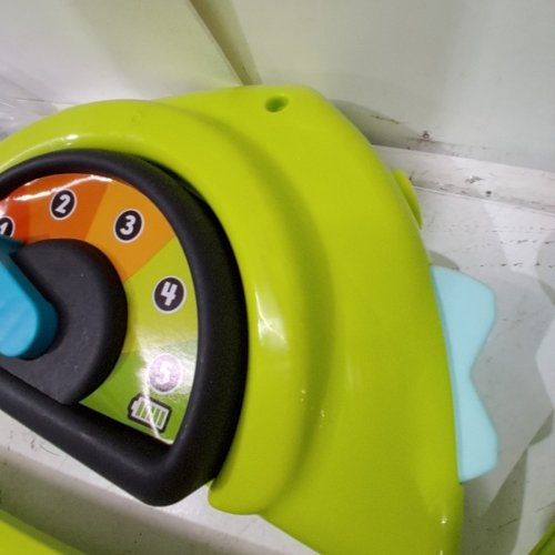 FISHER-PRICE LAUGH AND LEARN SIT AND STEER DRIVER CAR ACTIVITY CENTER - 3M-36M - MULTICOLORED (MODEL: JDY43) image 4