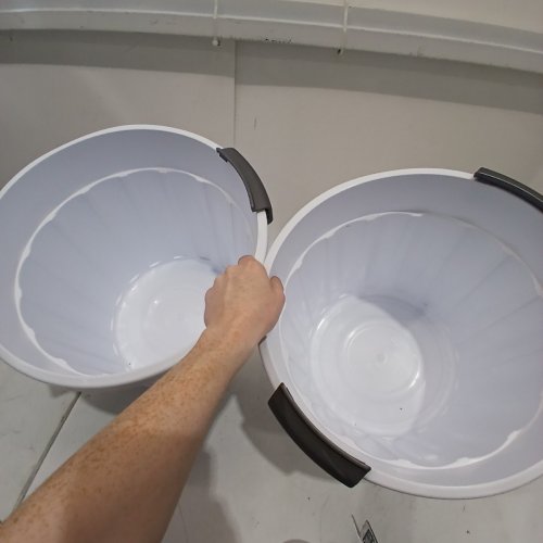 2 MISTRAL MULTI-PURPOSE PLASTIC CAN - 2.5 GAL - WHITE image 3