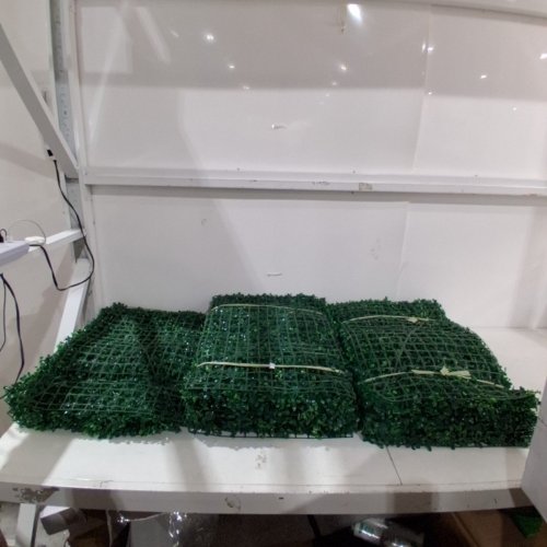 24PK ARTIFICIAL BOXWOOD HEDGE PANELS -17" X 24" - GREEN image 2