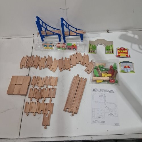 65PC SPARK CREATE IMAGINE WOODEN TRAIN SET image 2