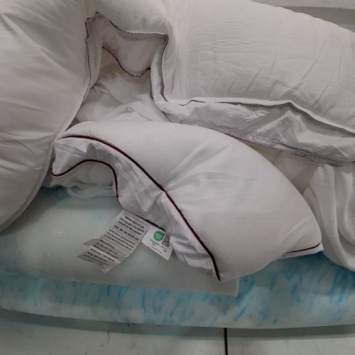 SOFT LIGHTWEIGHT MATTRESS TOPPER - QUEEN - WHITE/GREY image 3